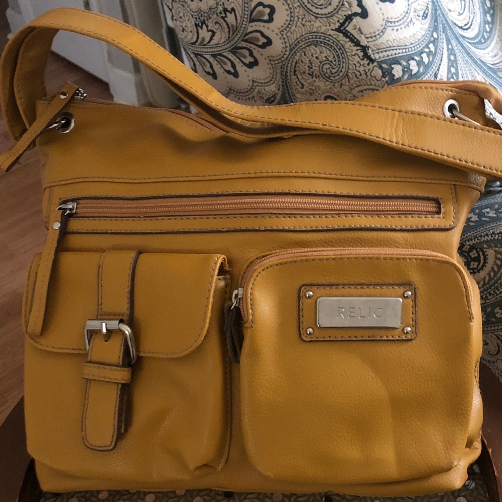 Relic Mustard Yellow Multi-Pocket Shoulder Bag